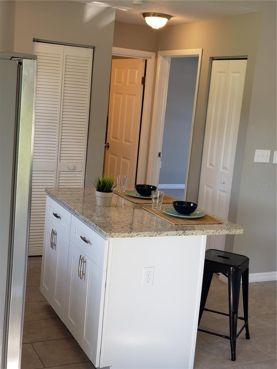 VENICE ESTATES SUB - Residential Lease