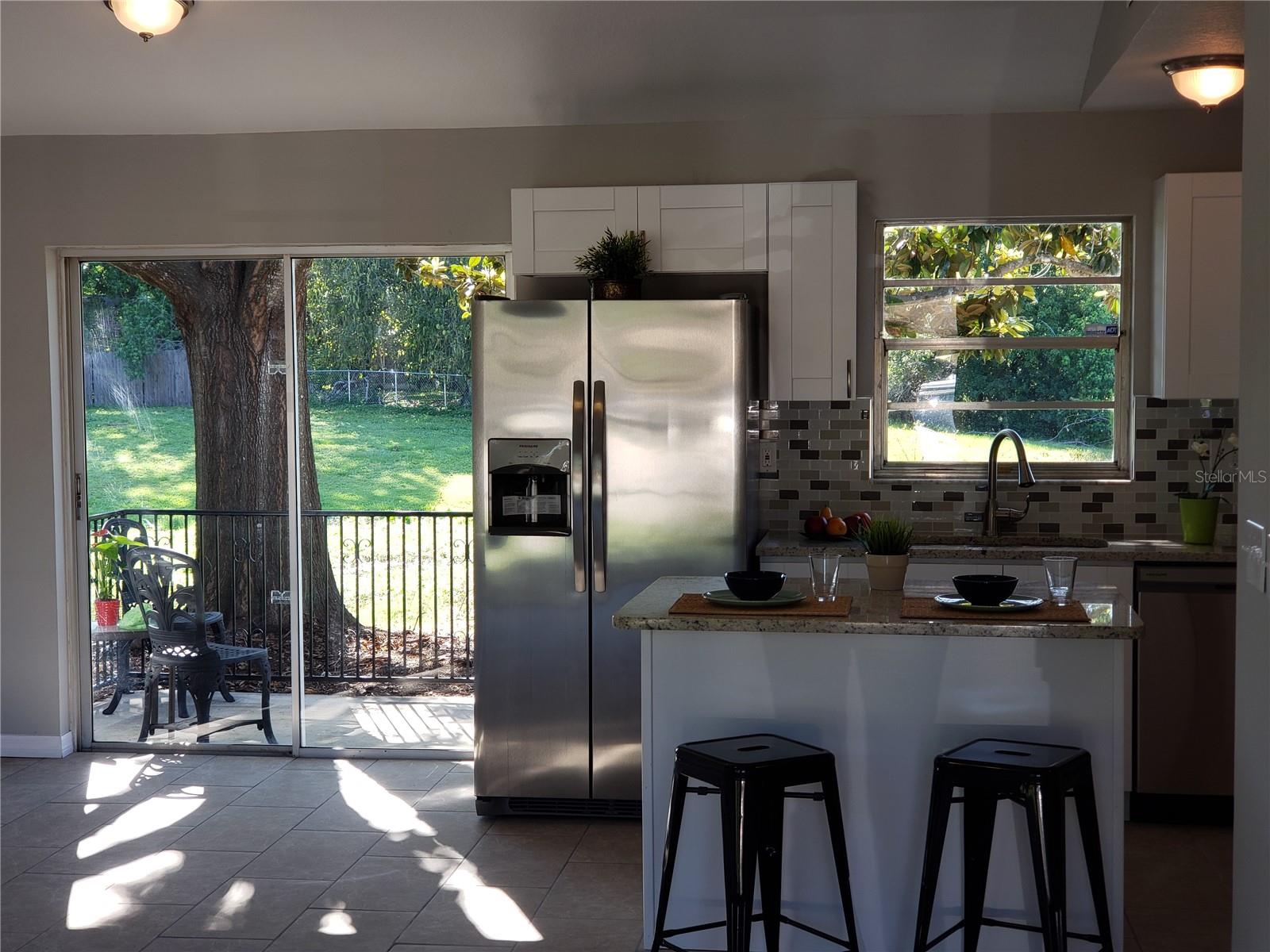 VENICE ESTATES SUB - Residential Lease