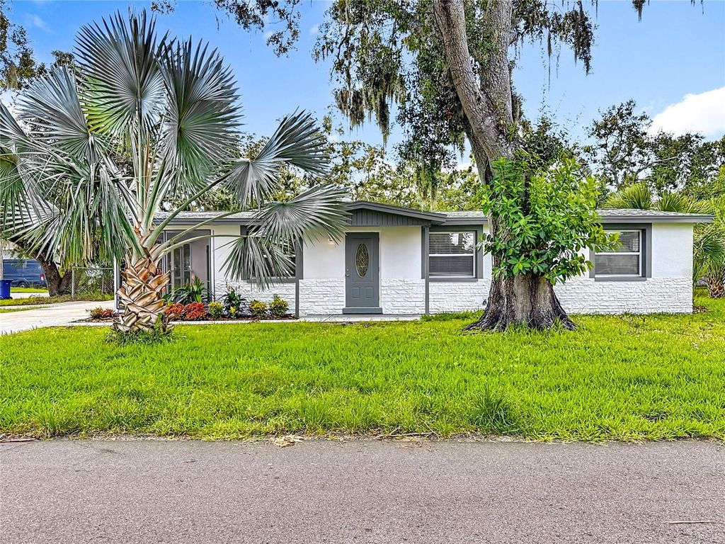 Photo of 7501 S Swoope Street, Tampa, FL 33616 (MLS # TB8429807)