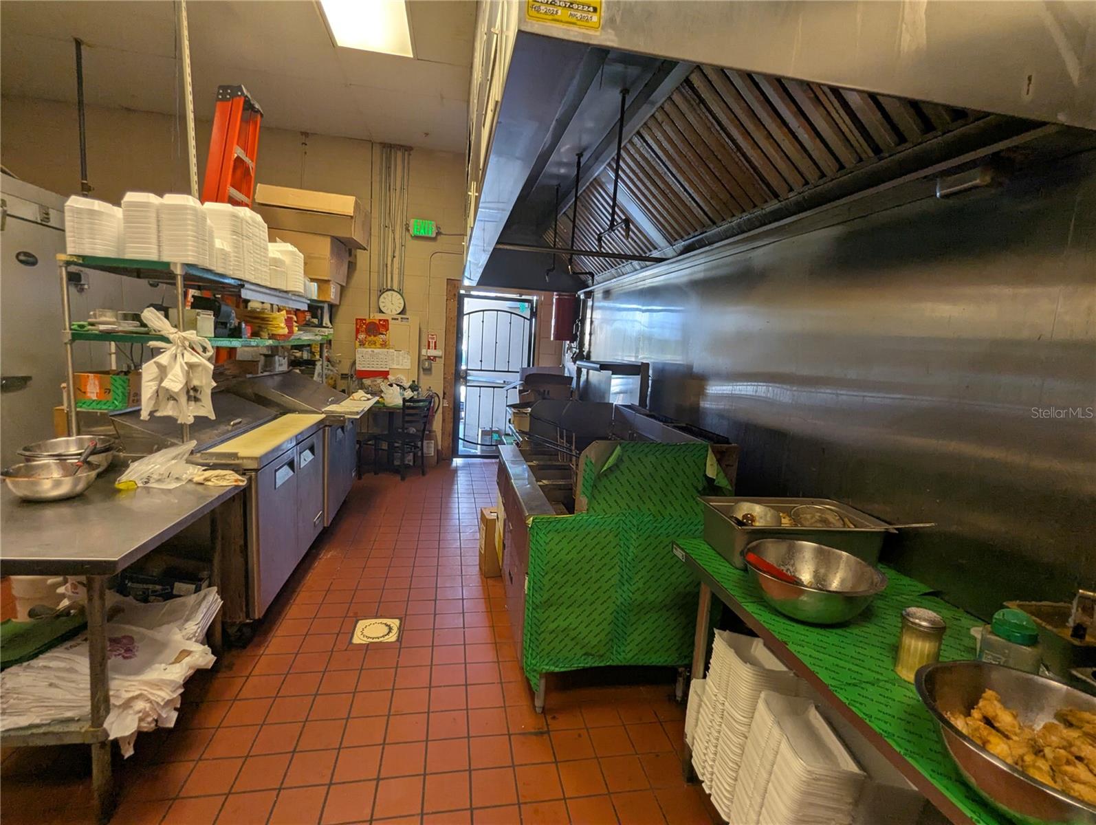 2430 US HIGHWAY 27 380