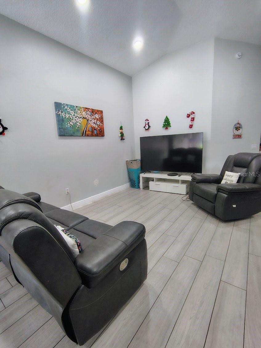 DELTONA LAKES UNIT 13 - Residential