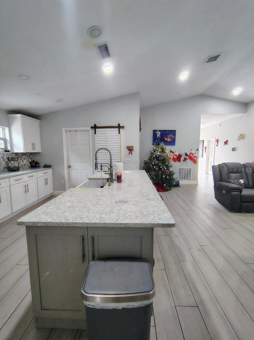 DELTONA LAKES UNIT 13 - Residential