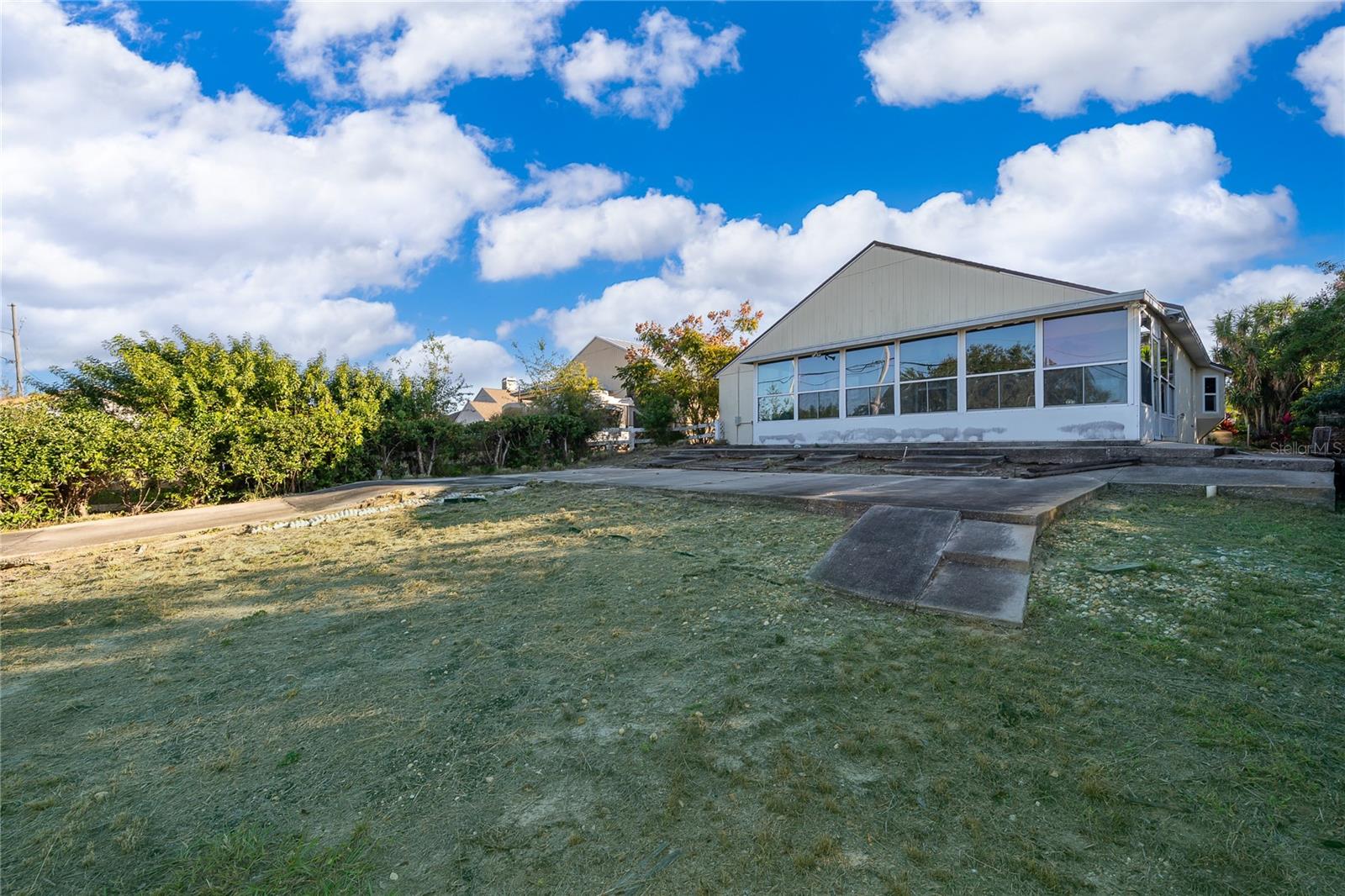 VIEW POINTE - Residential