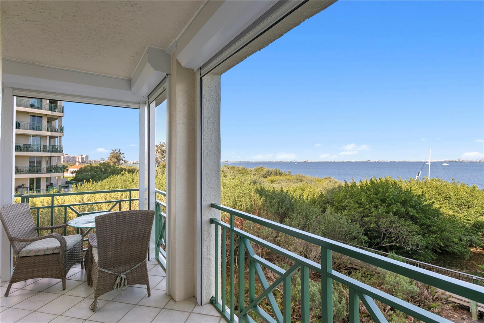 DOLPHIN CAY ANTIGUA - Residential