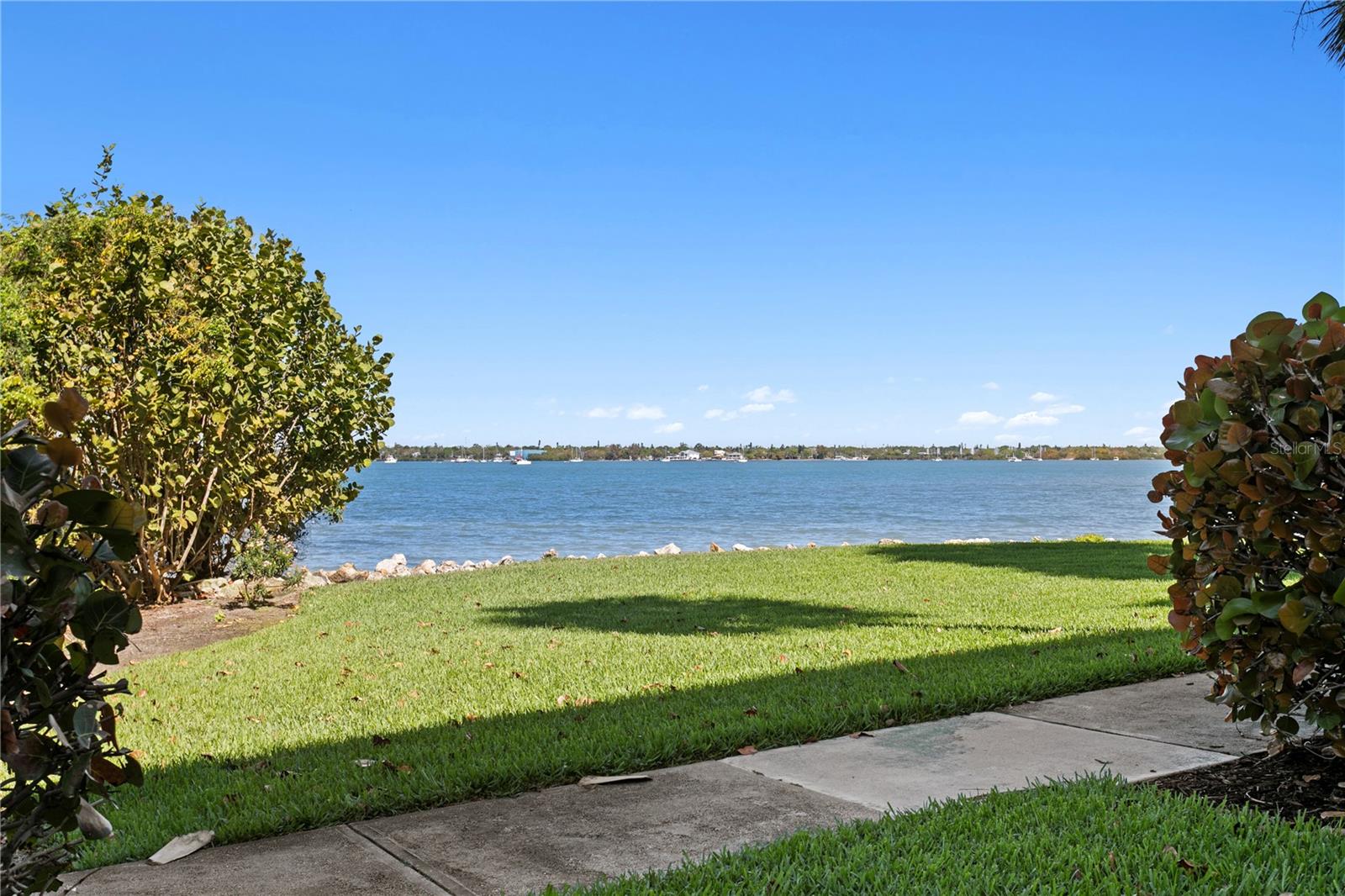 DOLPHIN CAY ANTIGUA - Residential