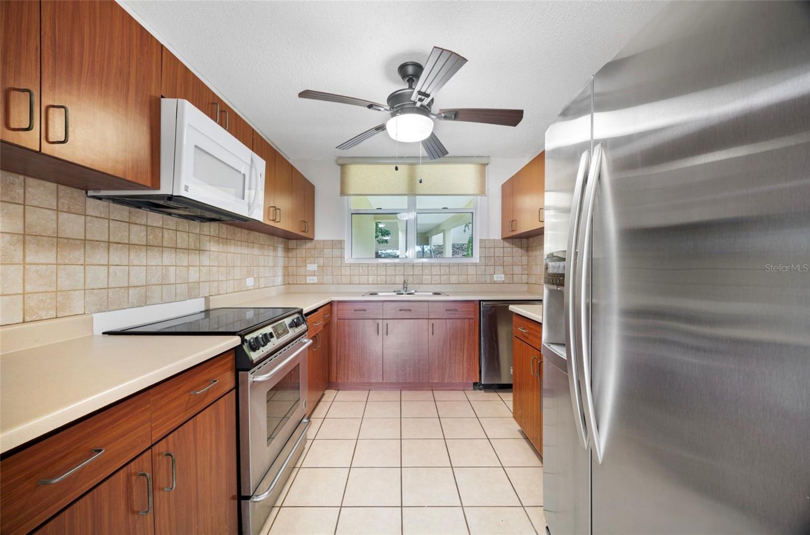 COND.MONTE DE LOS FRAILES - Residential Lease