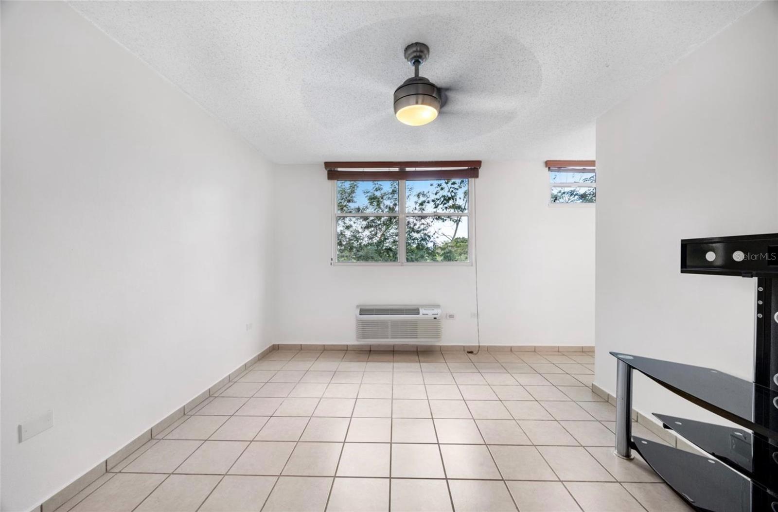 COND.MONTE DE LOS FRAILES - Residential Lease