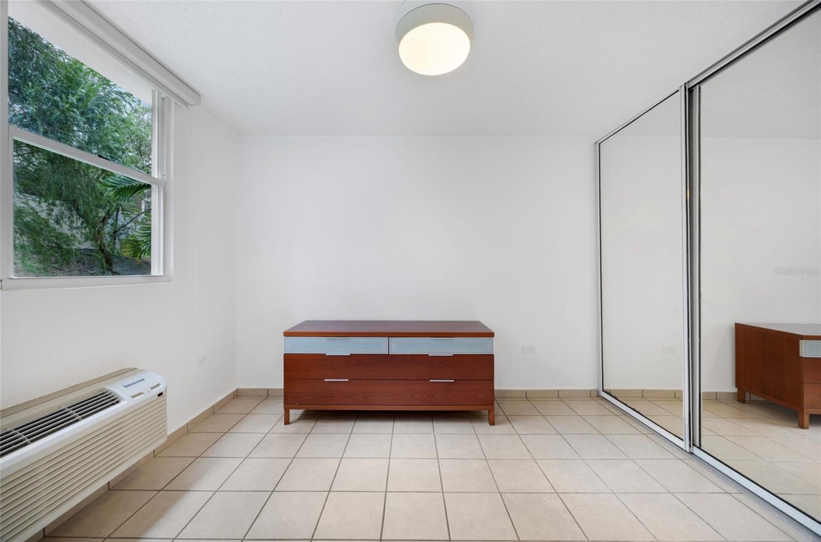 COND.MONTE DE LOS FRAILES - Residential Lease