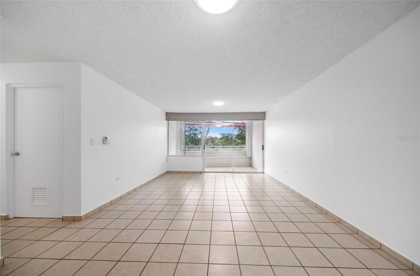 COND.MONTE DE LOS FRAILES - Residential Lease