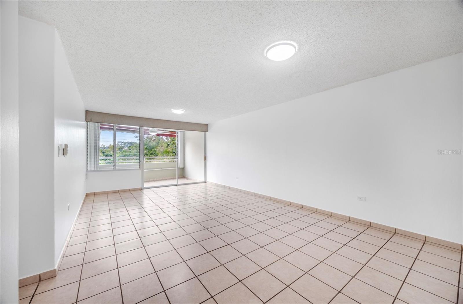 COND.MONTE DE LOS FRAILES - Residential Lease