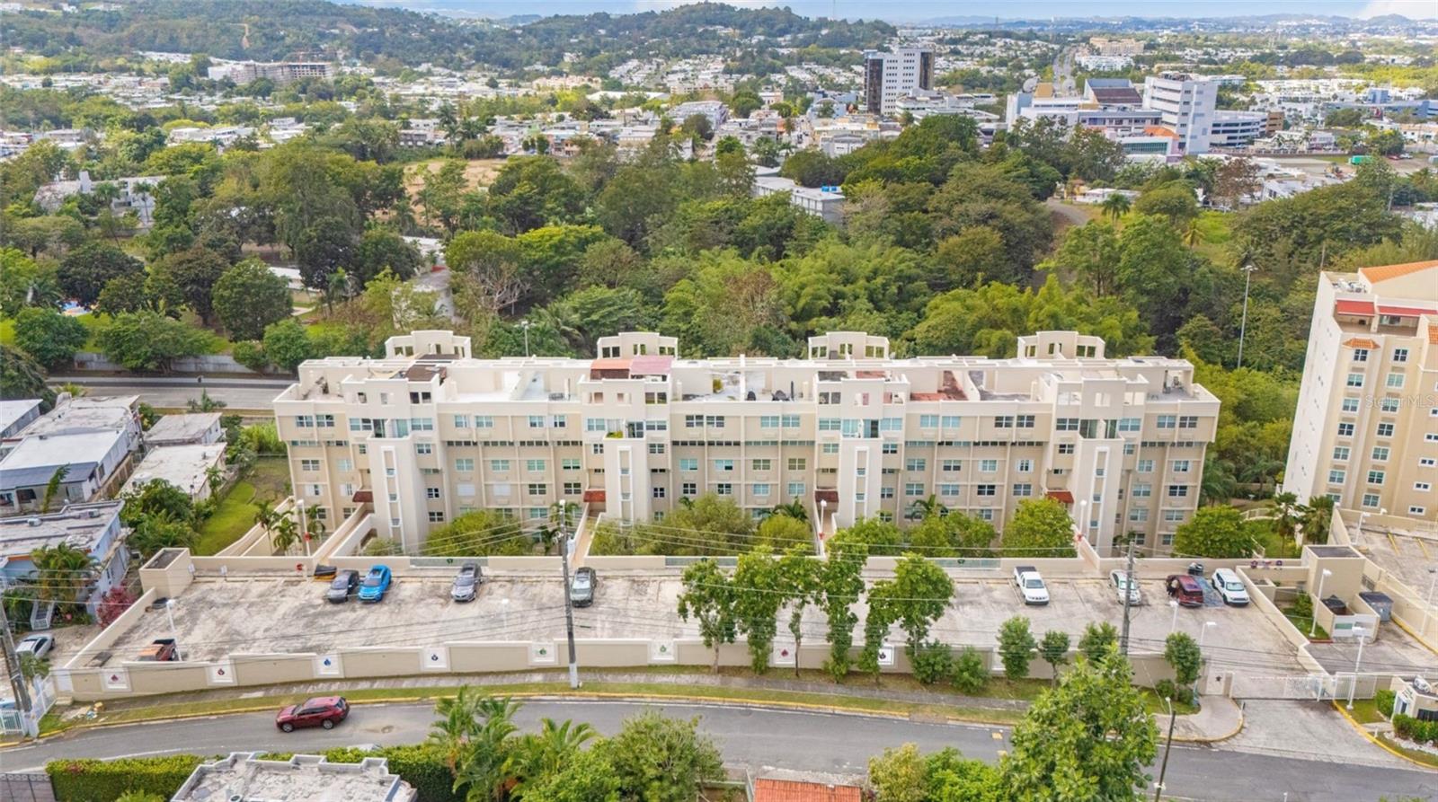 COND.MONTE DE LOS FRAILES - Residential Lease