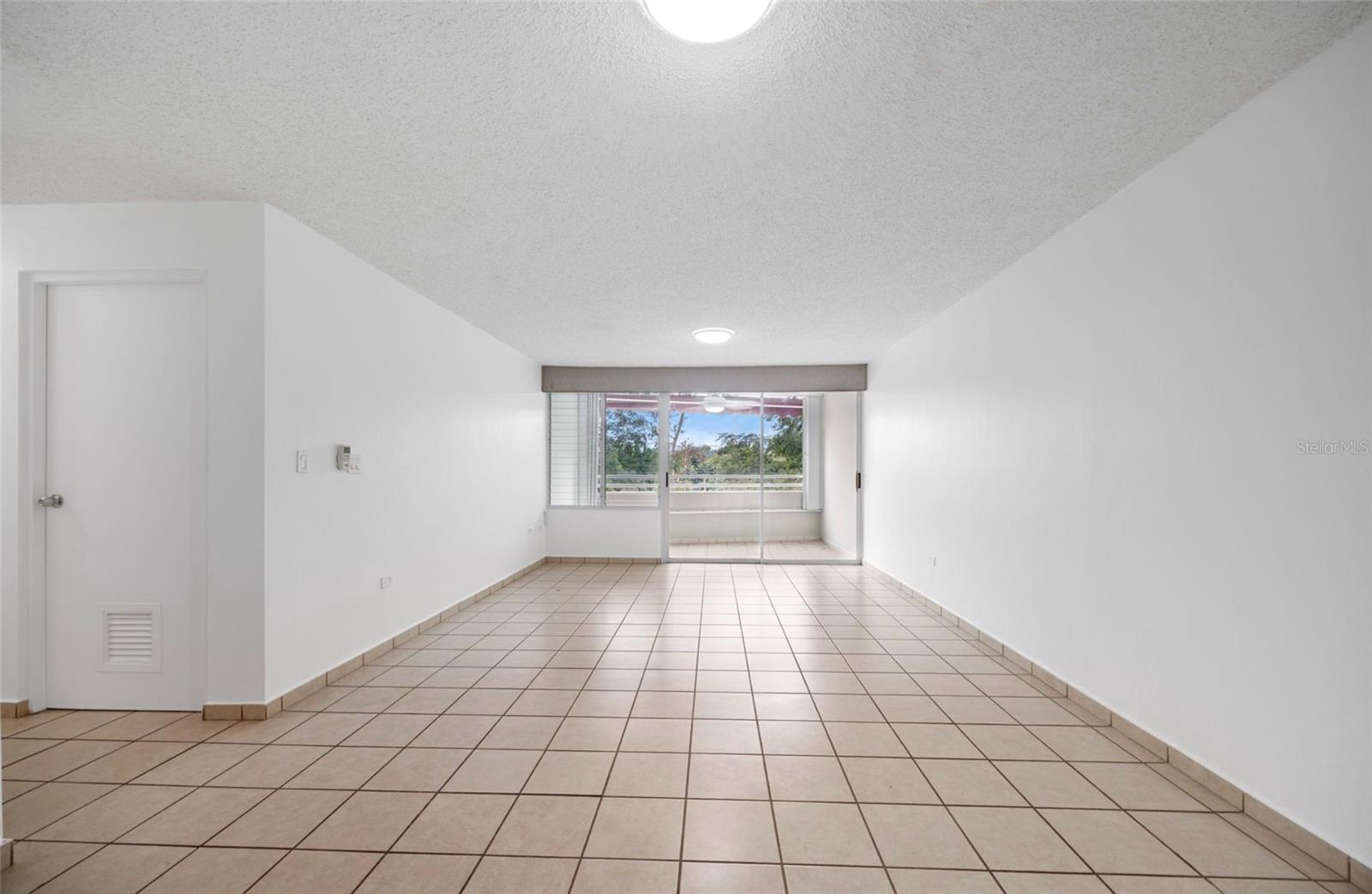 COND.MONTE DE LOS FRAILES - Residential Lease