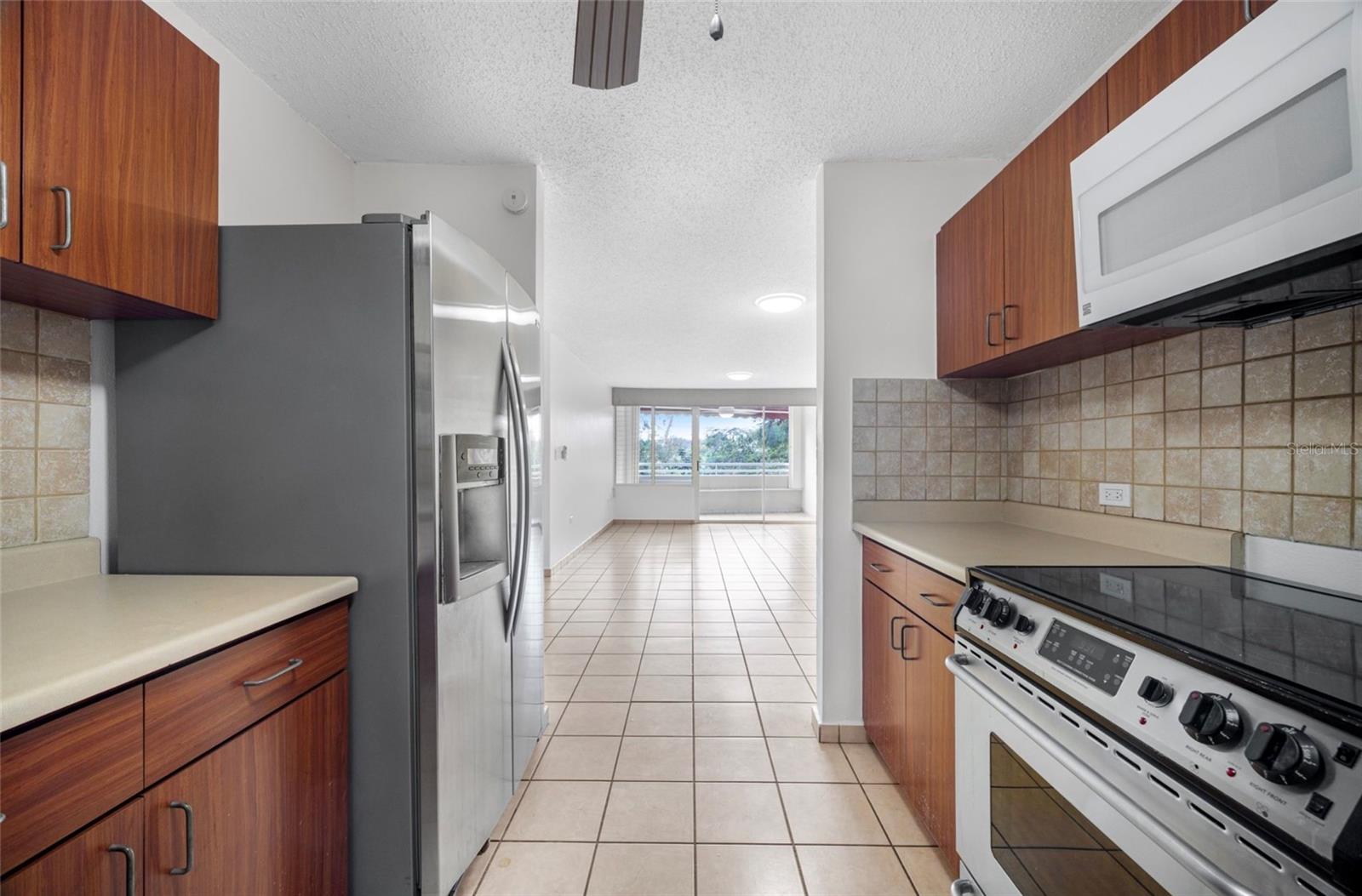 COND.MONTE DE LOS FRAILES - Residential Lease