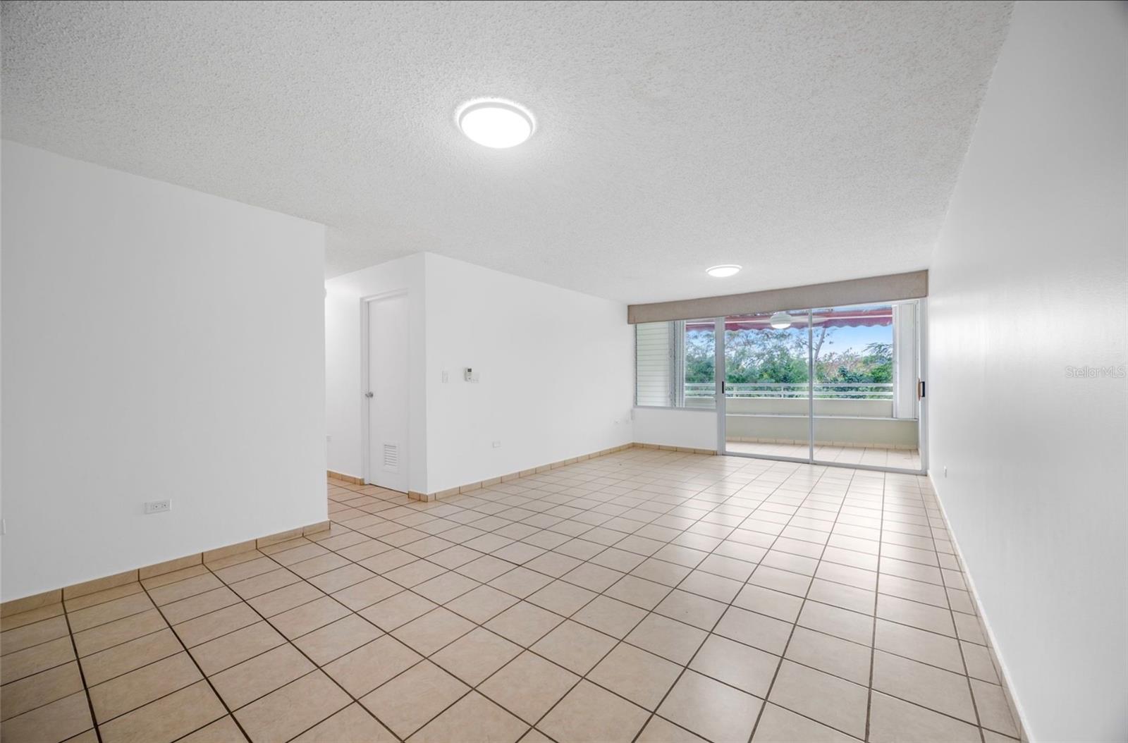 COND.MONTE DE LOS FRAILES - Residential Lease