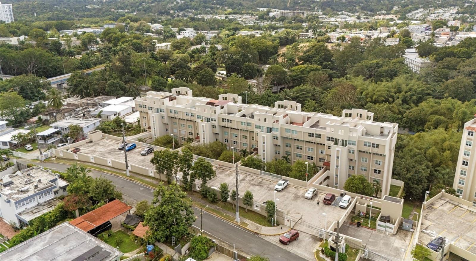 COND.MONTE DE LOS FRAILES - Residential Lease