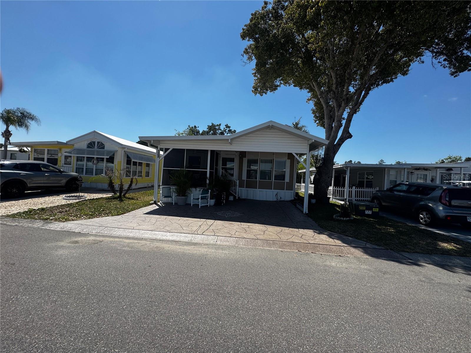 CENTER CREST - Residential