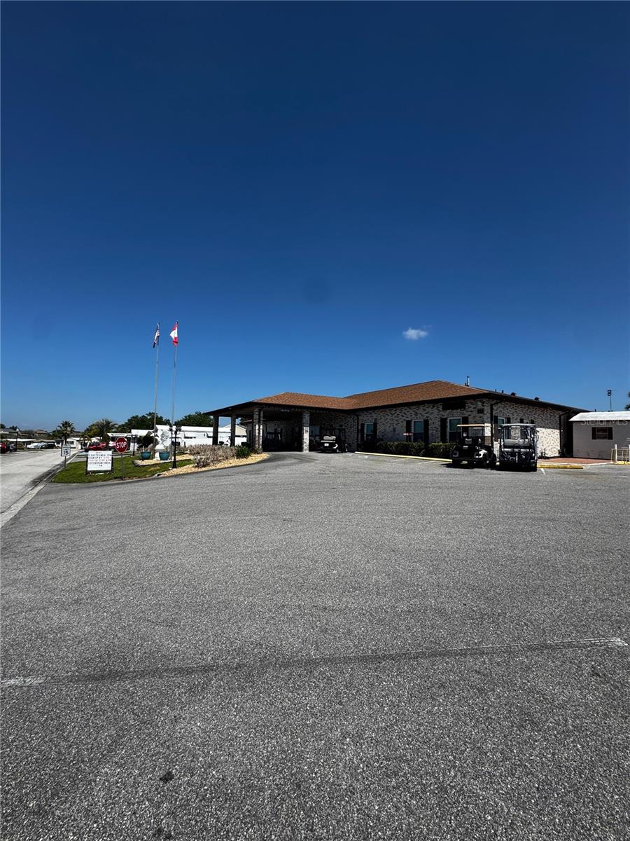 CENTER CREST - Residential