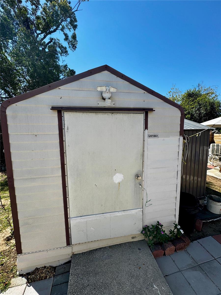 CENTER CREST - Residential