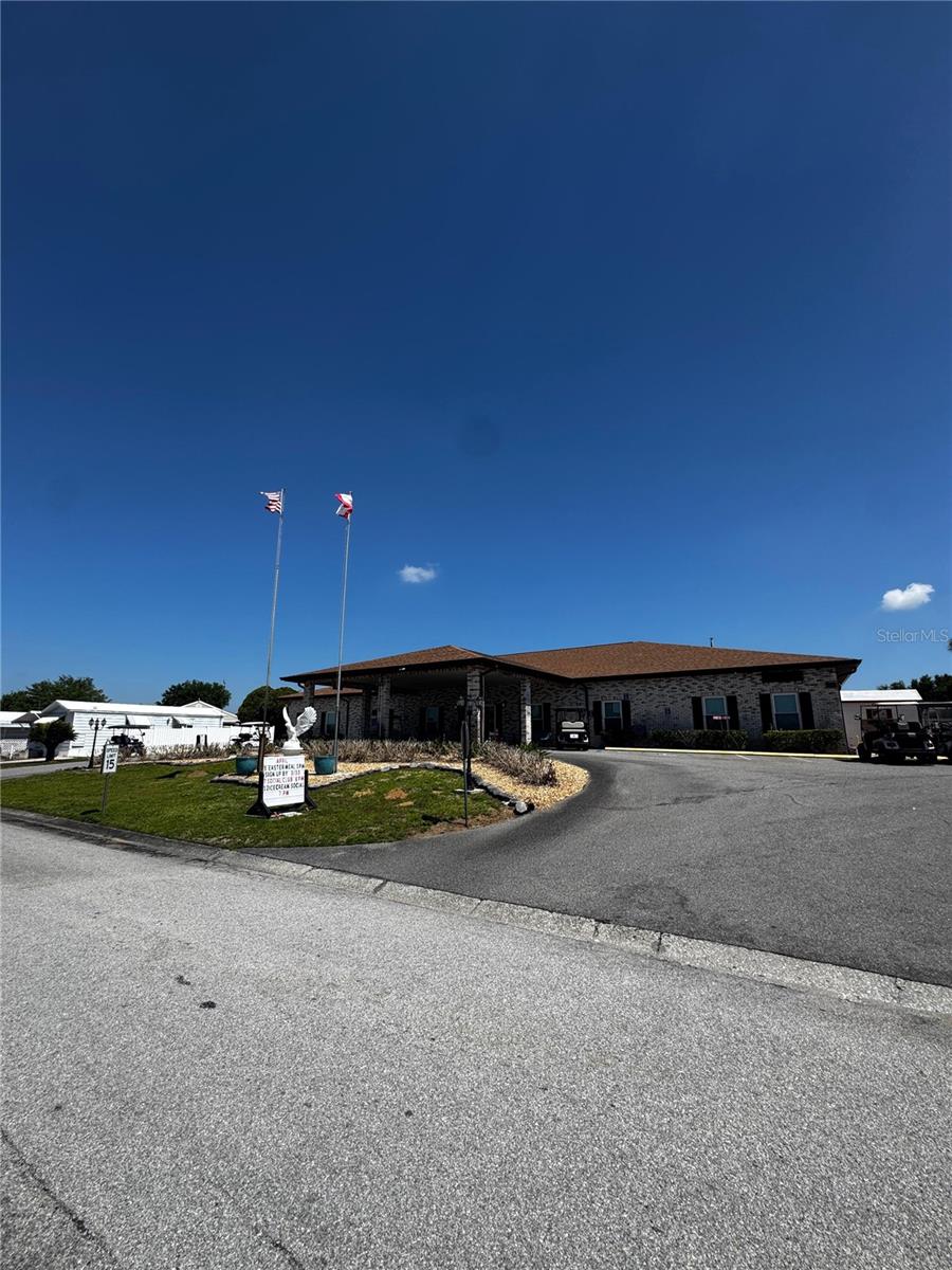 CENTER CREST - Residential