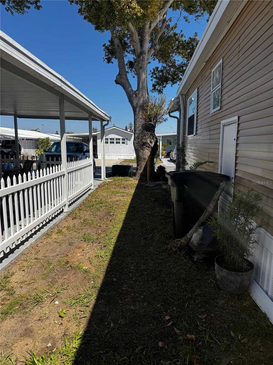 CENTER CREST - Residential