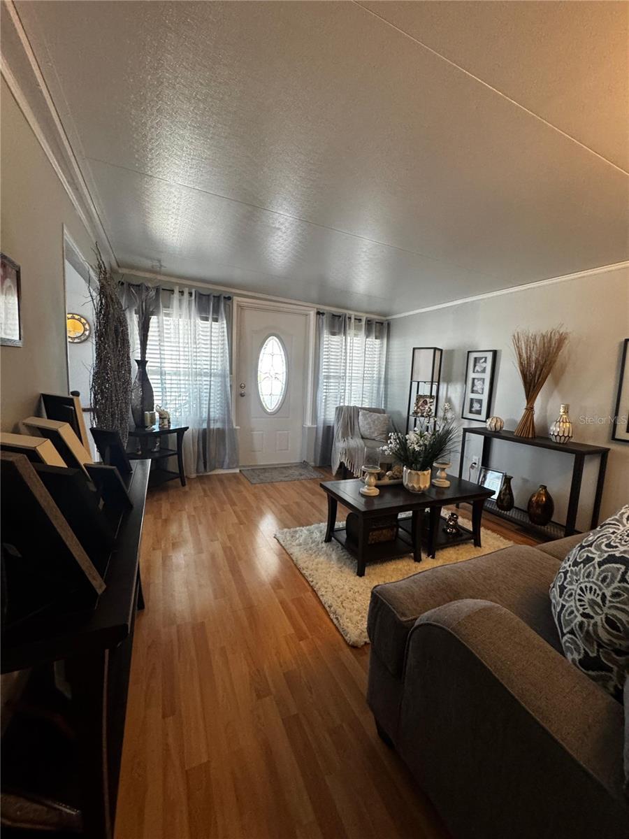 CENTER CREST - Residential