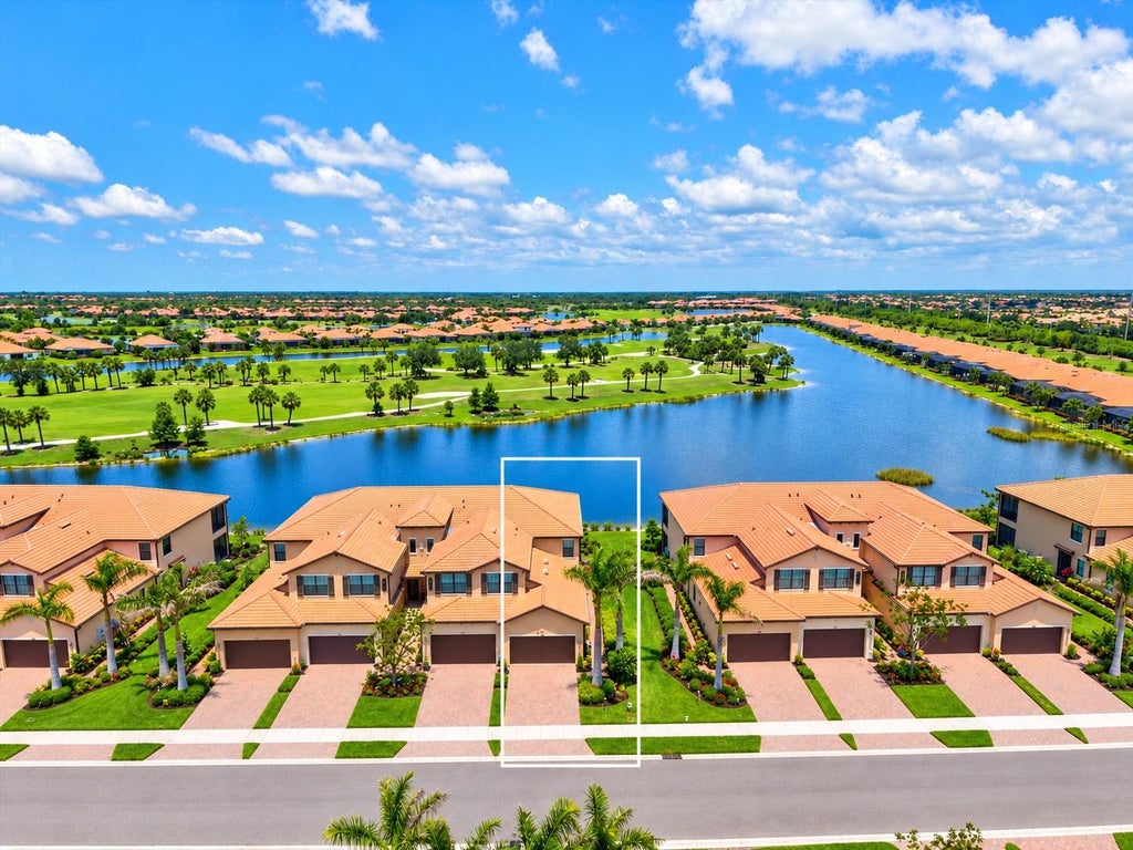 Photo of 10808 Tarflower Drive #102, Venice, FL 34293 (MLS # N6146381)
