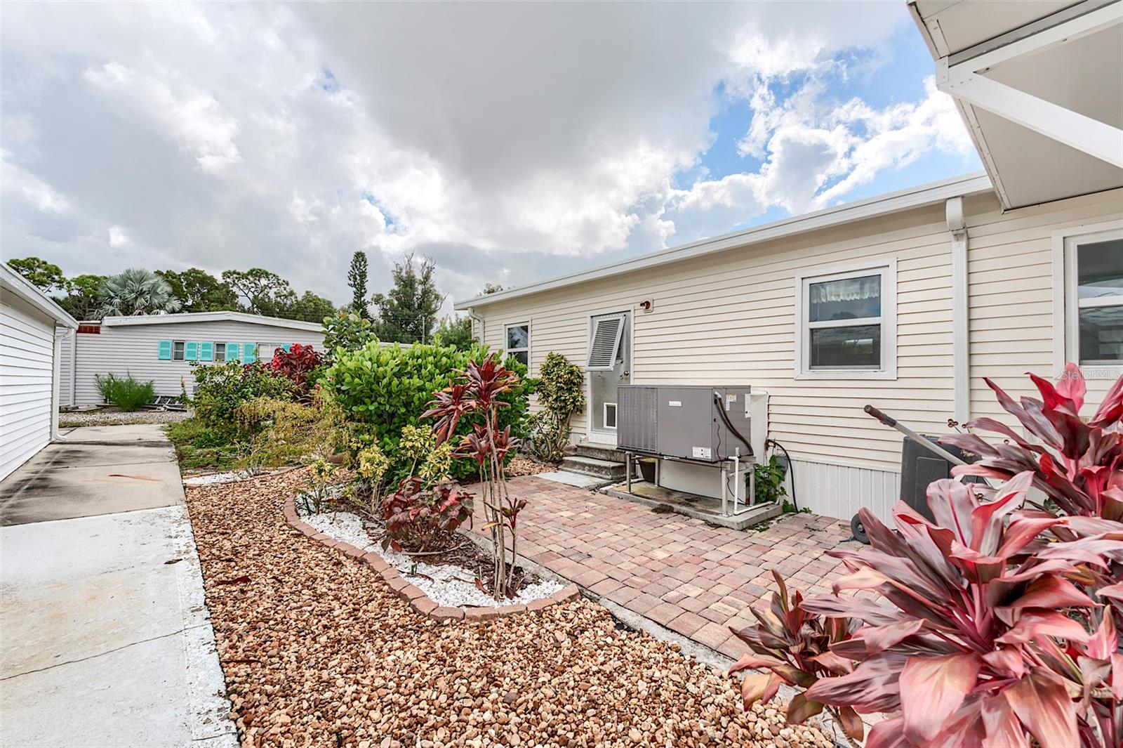 24631 S SEAS BOULEVARD