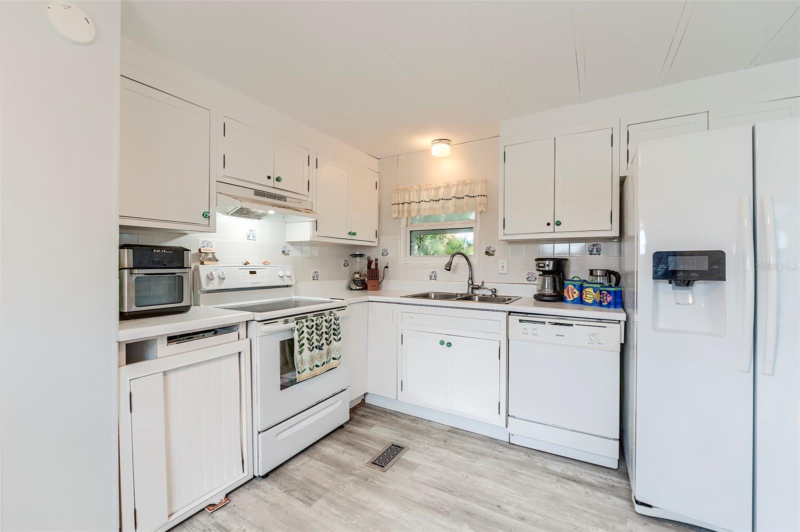 SPRING CREEK VILLAGE - Residential