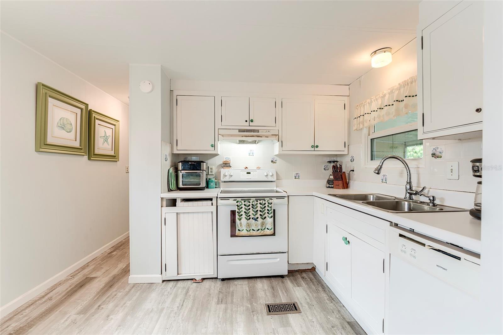 SPRING CREEK VILLAGE - Residential