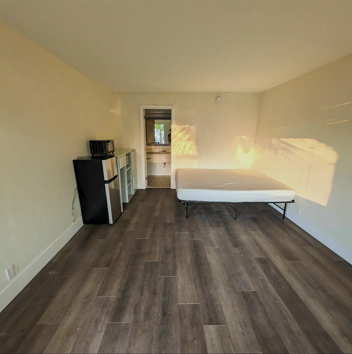 7150 N TAMIAMI TRL S503