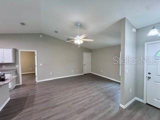 RAINBOW S END ESTATE - Residential