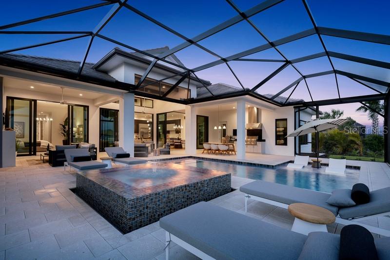 PALM LAKES ESTATES - Residential