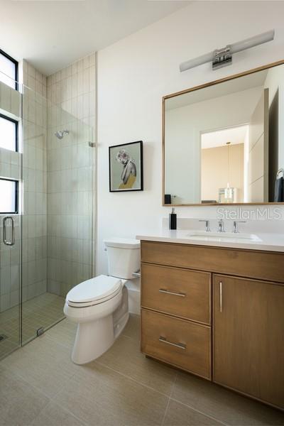 PALM LAKES ESTATES - Residential