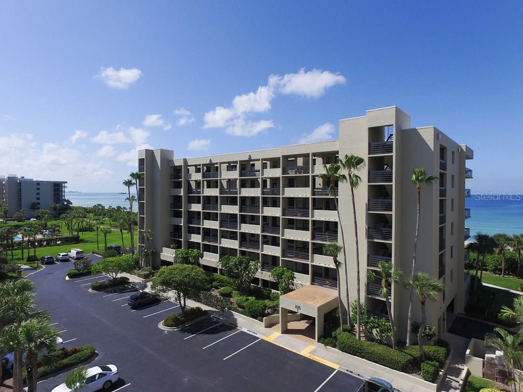 BEACHPLACE I - Residential Lease