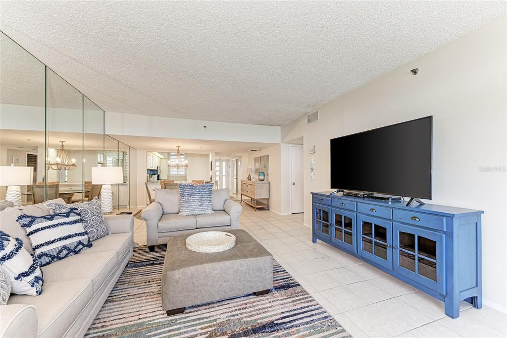 BEACHPLACE I - Residential Lease