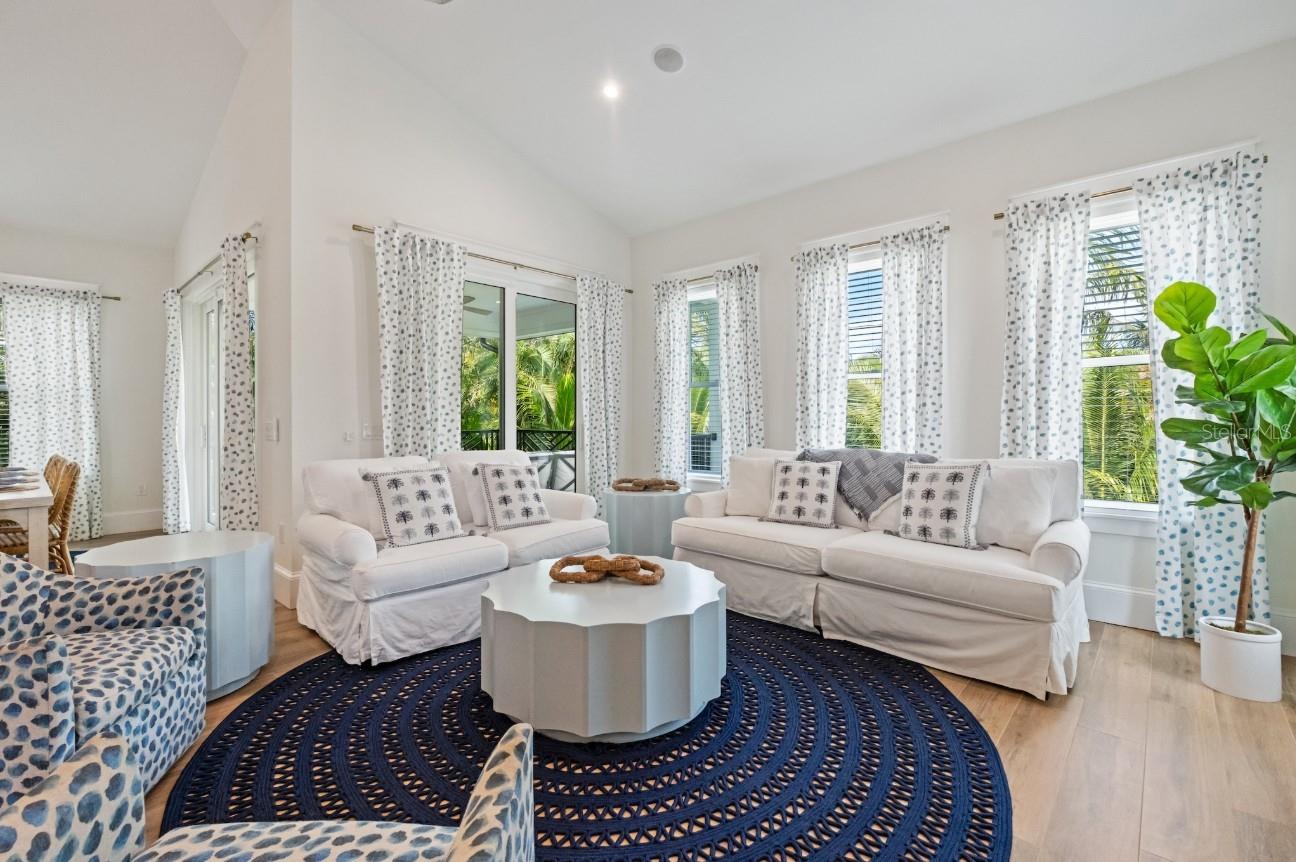 ANNA MARIA BEACH - Residential