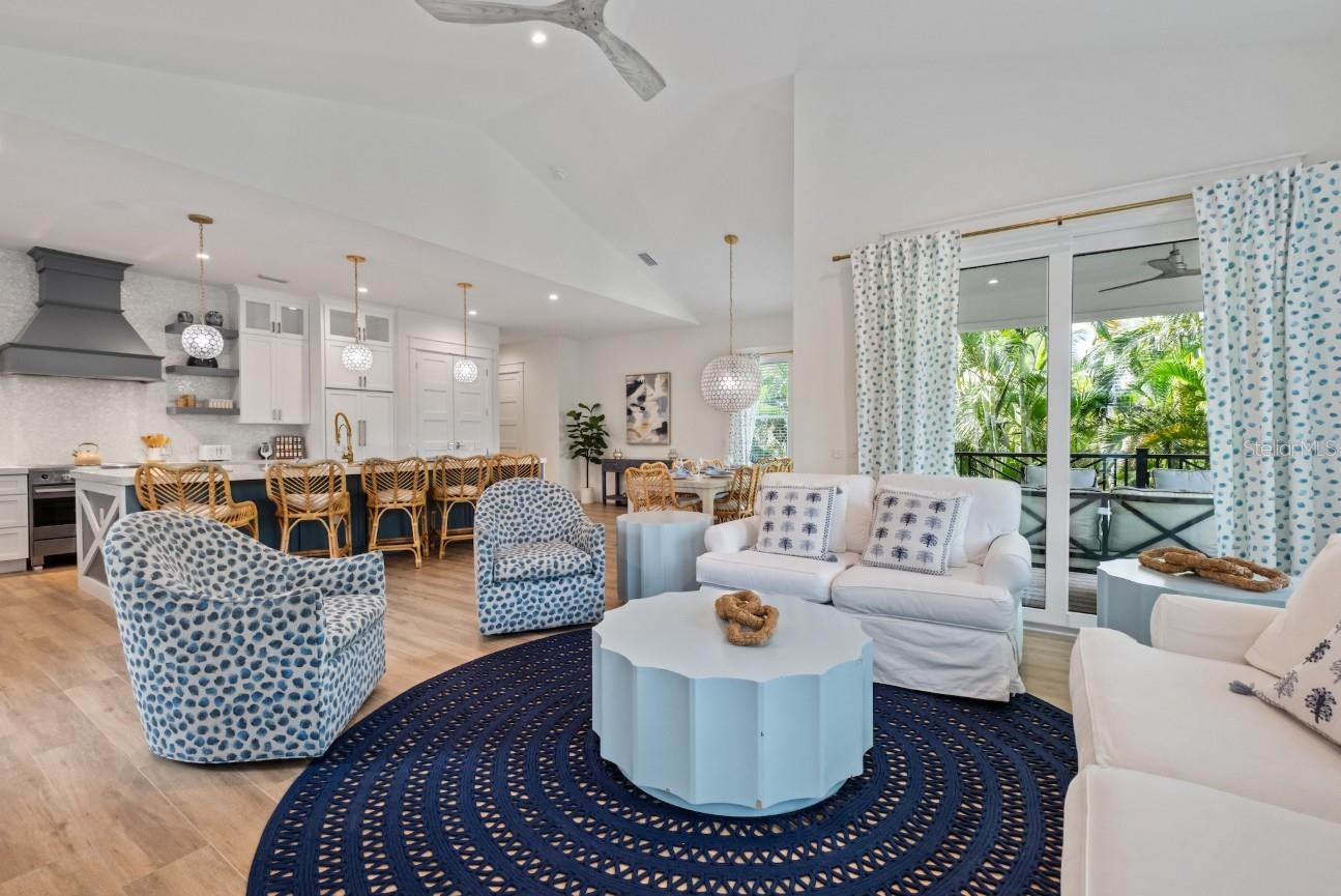 ANNA MARIA BEACH - Residential