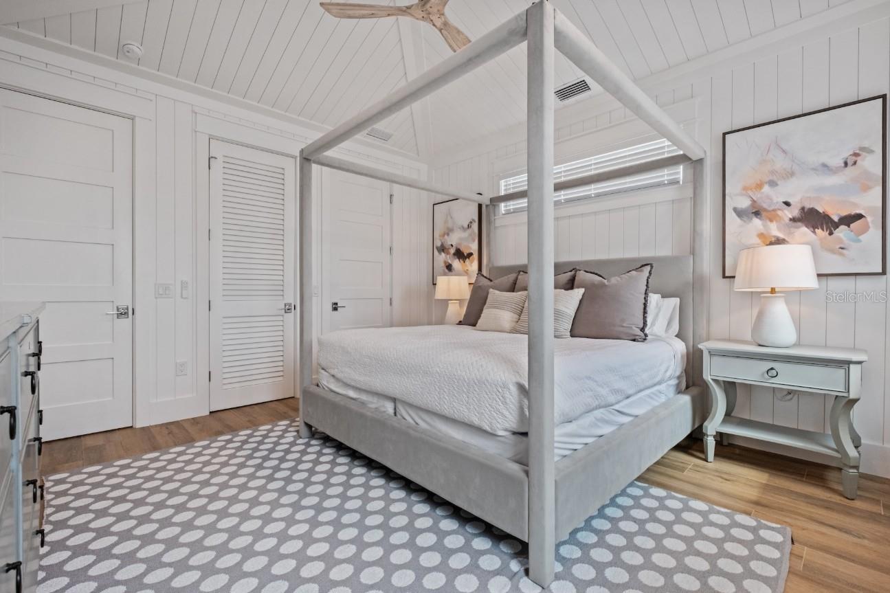 ANNA MARIA BEACH - Residential