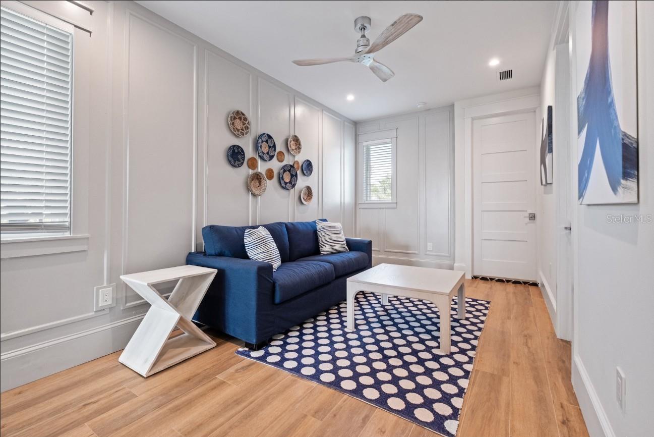 ANNA MARIA BEACH - Residential