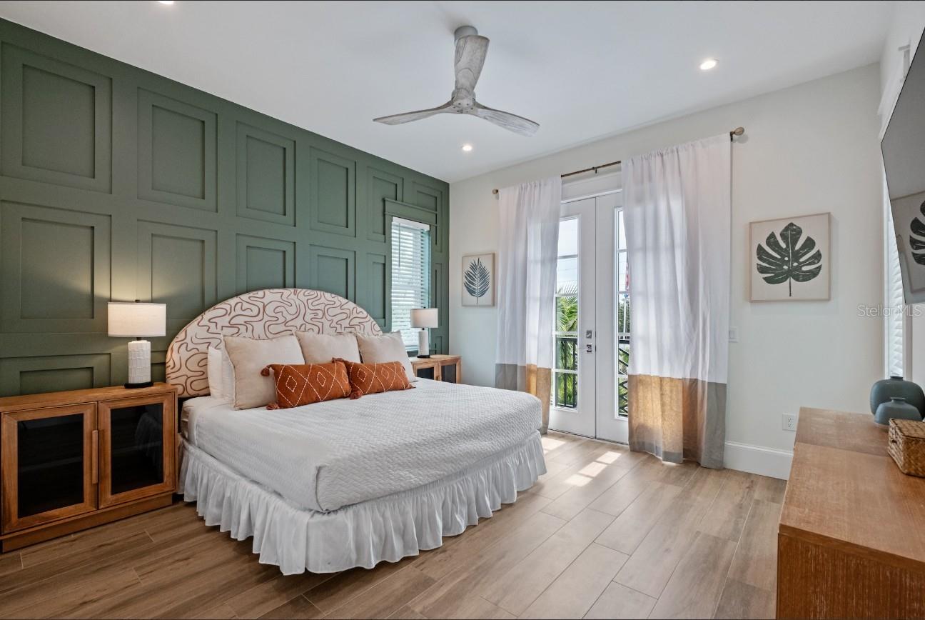 ANNA MARIA BEACH - Residential