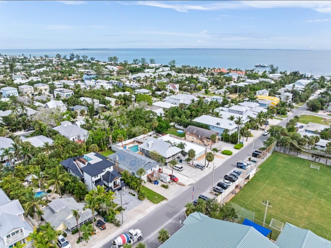 ANNA MARIA BEACH - Residential