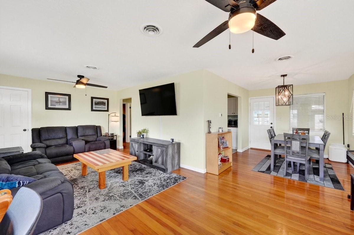 DUKES BLUE LAKE SUB - Residential