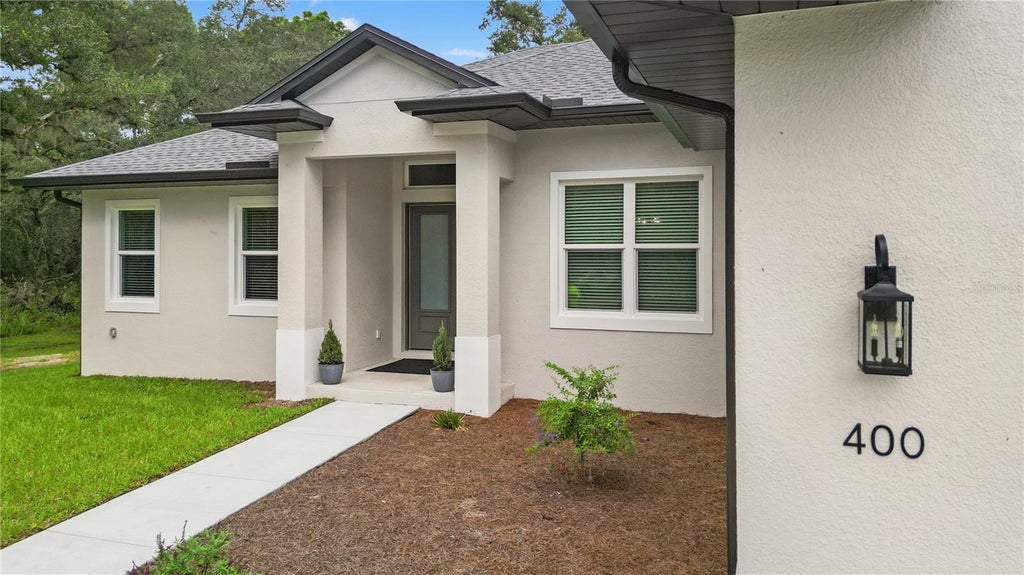 Photo of 400 S Moon Drive, Venice, FL 34292 (MLS # A4705886)