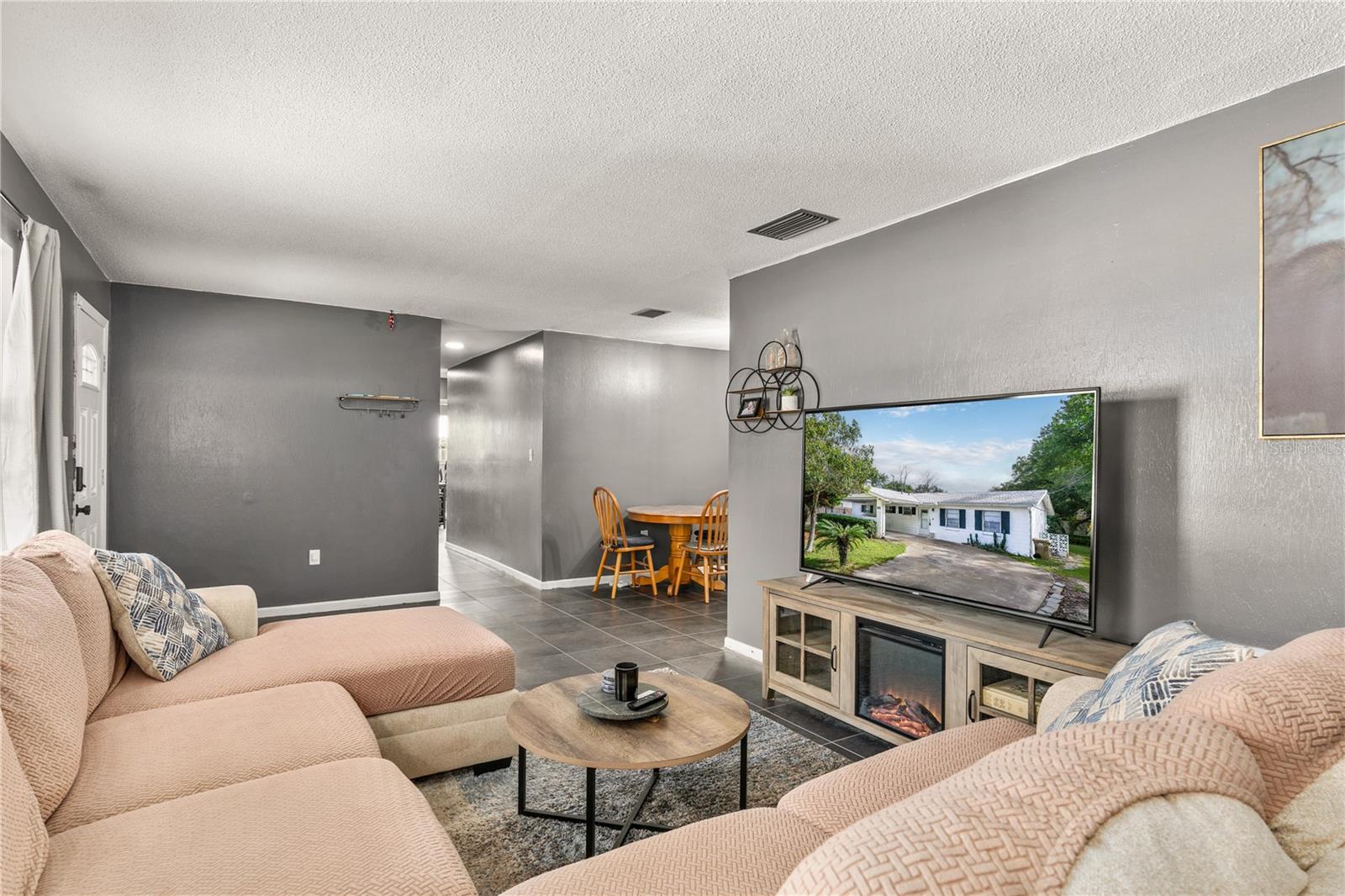 1330 PALM DRIVE