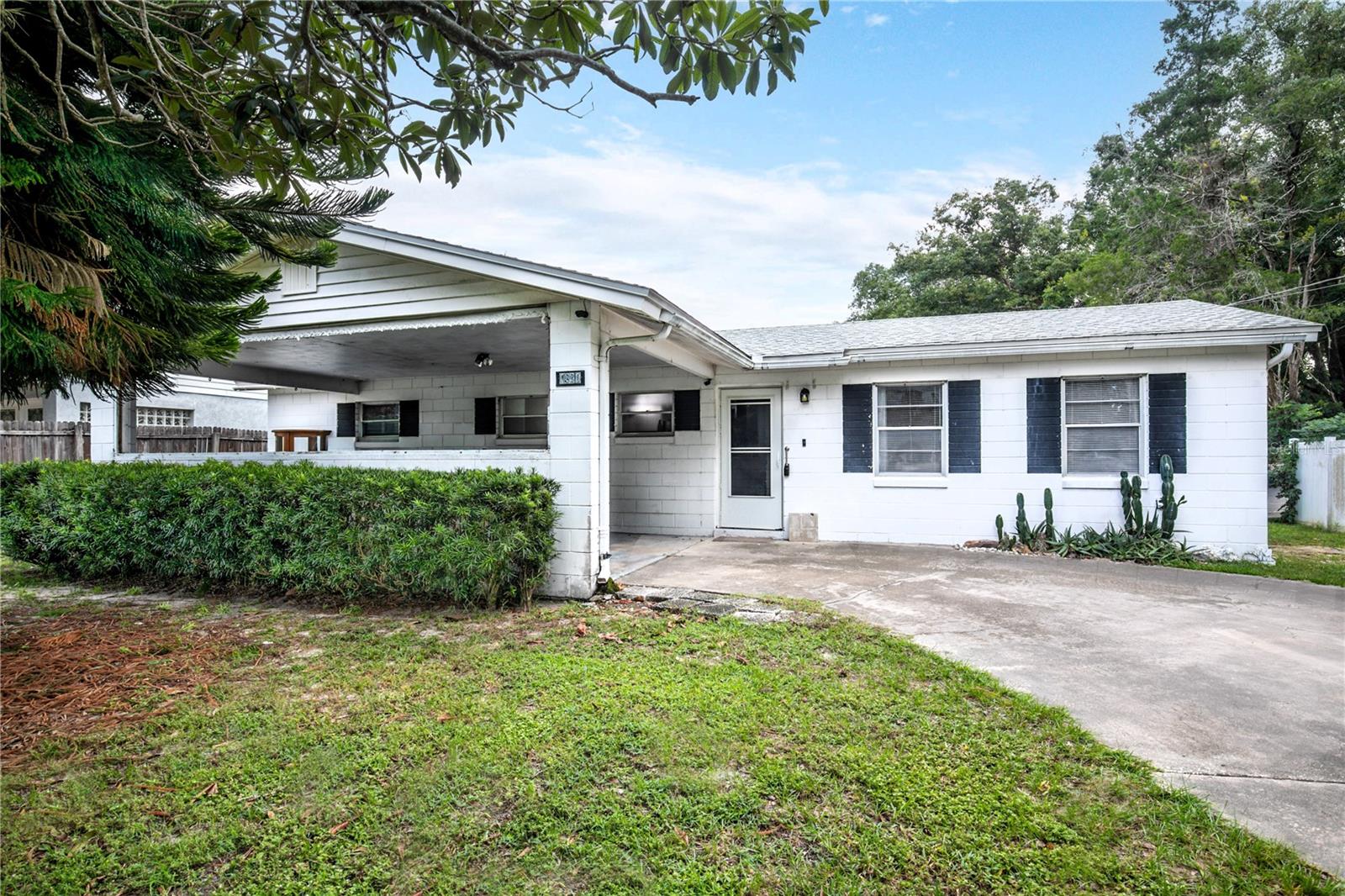 3 BD | 2 BA home in Mt. Dora with no HOA. The property sits on a fully fenced 0.20-acre lot, giving you plenty of space to relax, play, and enjoy. Inside, you’ll find 1,050 sq. ft. of living space plus a versatile 272 sq. ft. enclosed back porch, ideal for a family room, play area, or your next creative project. The roof was replaced in 2021, giving you peace of mind for years to come. Step outside to enjoy the fenced yard—perfect for pets, gardening, or entertaining friends. And with no HOA, you’ll love the flexibility and freedom this property provides. All of this is located just minutes from historic downtown Mt. Dora, where you can enjoy charming shops, local dining, and beautiful lakefront views. Don’t miss your chance to call this home—schedule your tour today!
