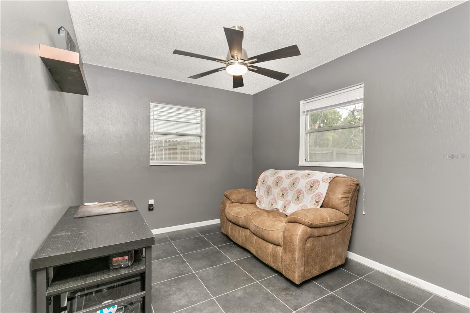 TRIANGLE ACRES - Residential