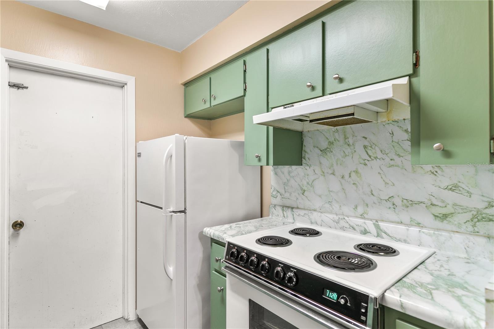 TRIANGLE ACRES - Residential