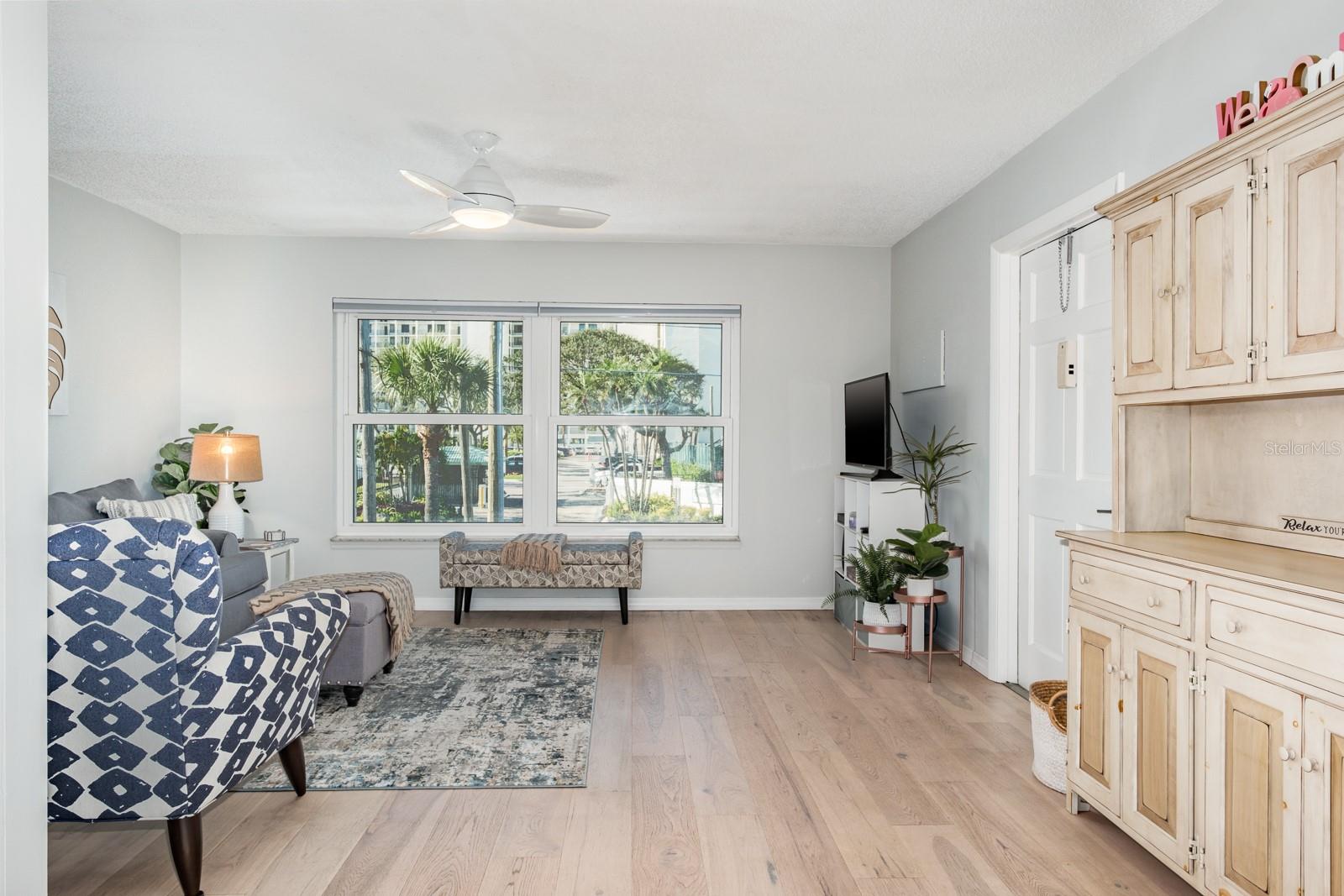 VENTA APTS CONDO - Residential Lease