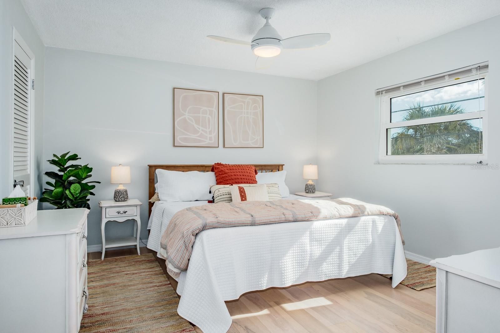 VENTA APTS CONDO - Residential Lease