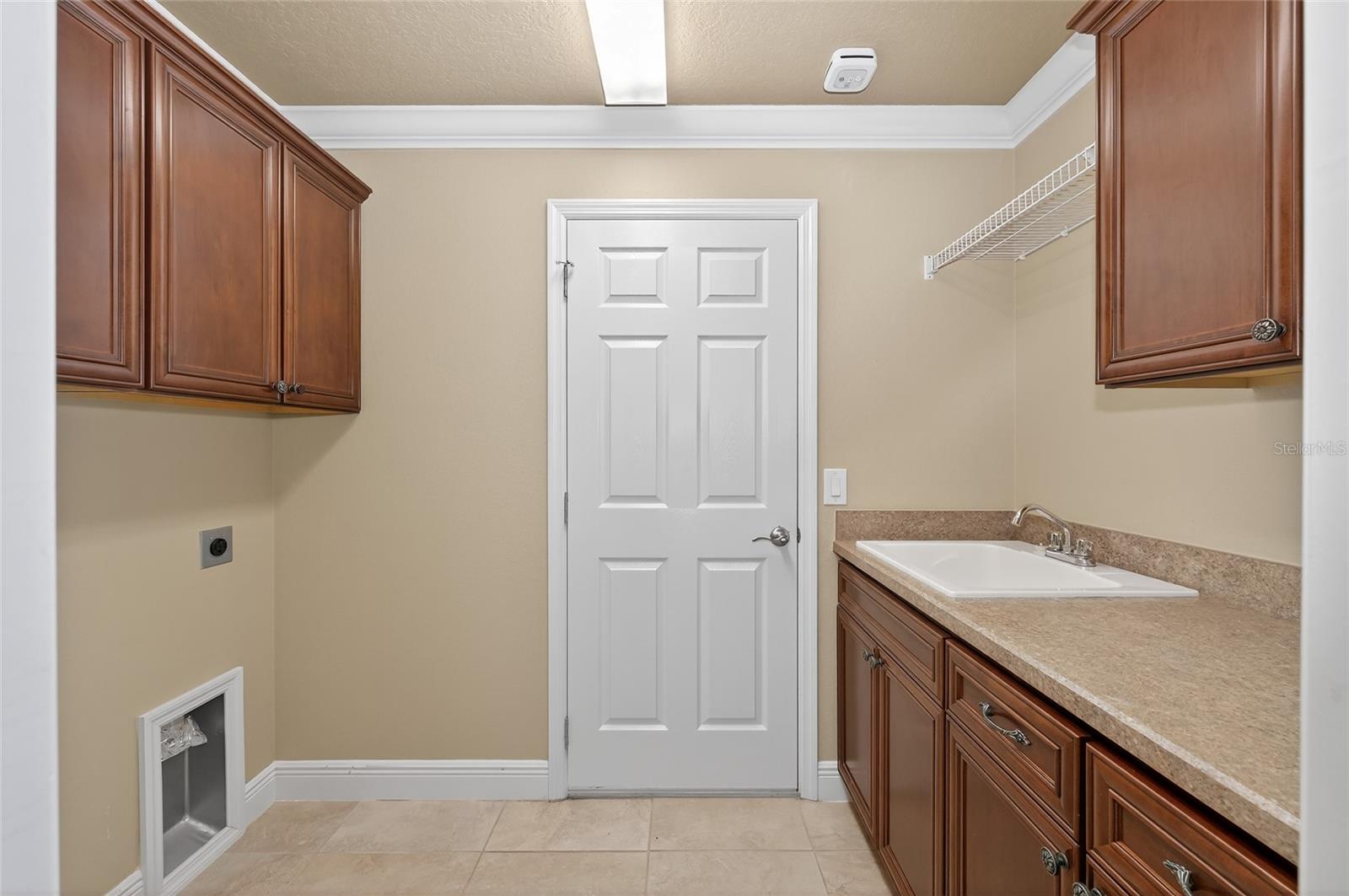 ST.JAMES - Residential